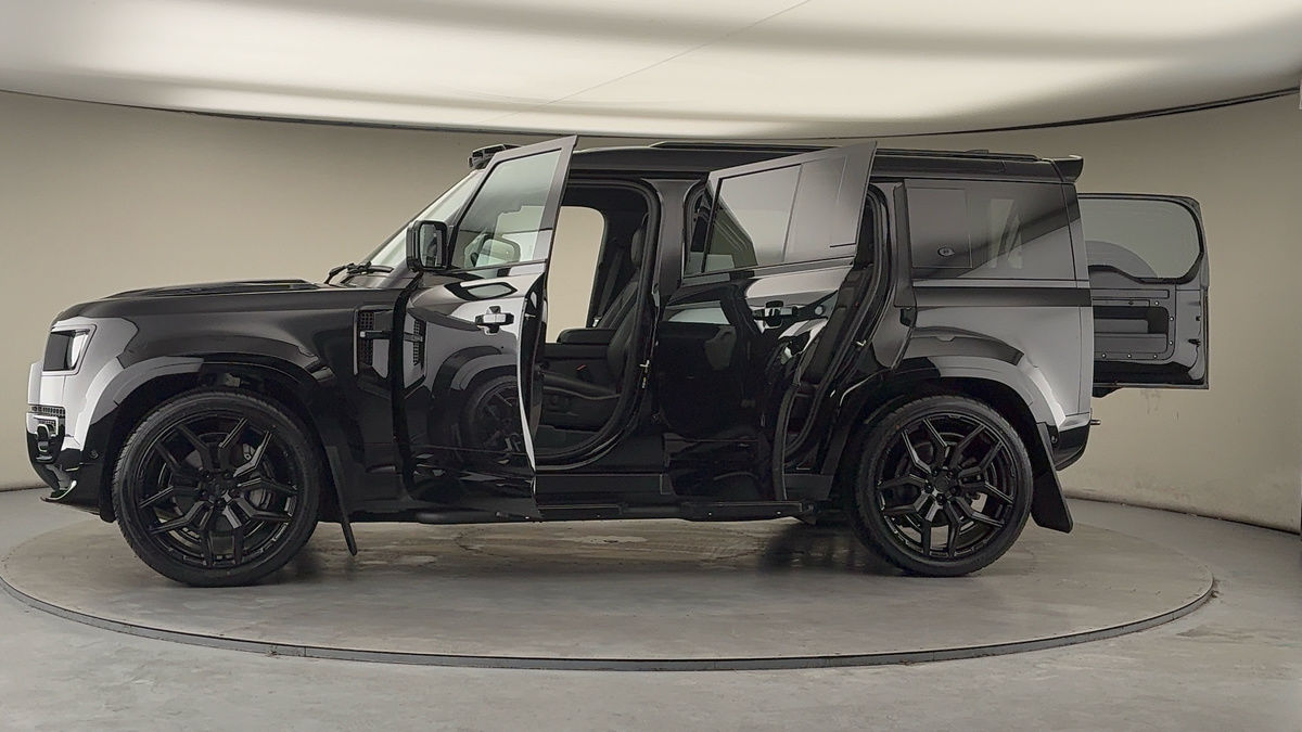 Used Land Rover Defender 110 2023 for sale - 77548026: Photo 53