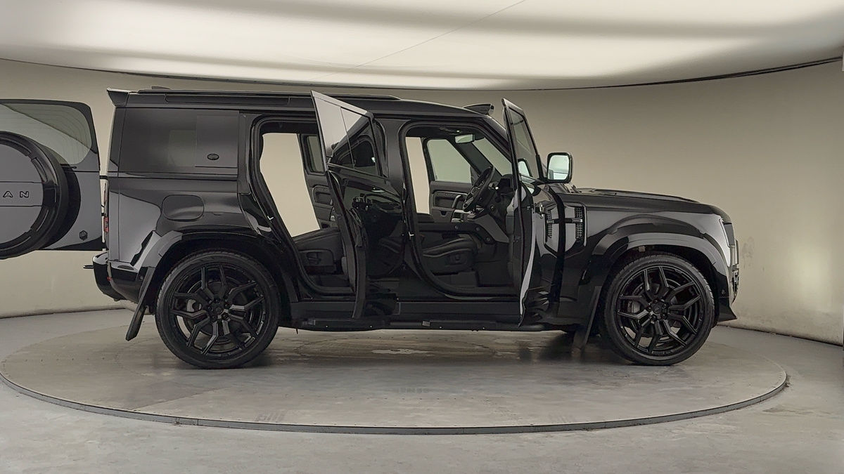 Used Land Rover Defender 110 2023 for sale - 77548026: Photo 62