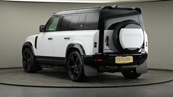 Used Land Rover Defender 110 2023 for sale - 74107127: Photo 16