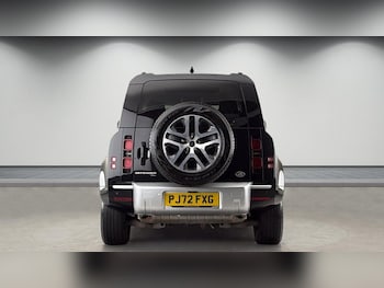 Used Land Rover Defender 110 2022 for sale - 77968143: Photo