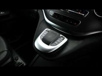 Used Mercedes-Benz V-Class 2023 for sale - 75020917: Photo