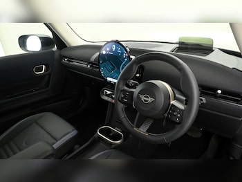 Used MINI Hatch 2024 for sale - 75360529: Photo