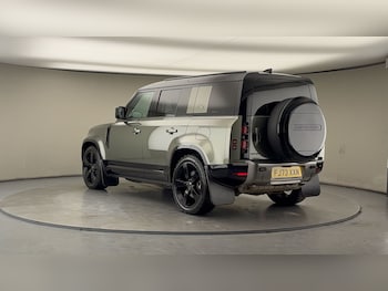 Used Land Rover Defender 110 2023 for sale - 77694007: Photo