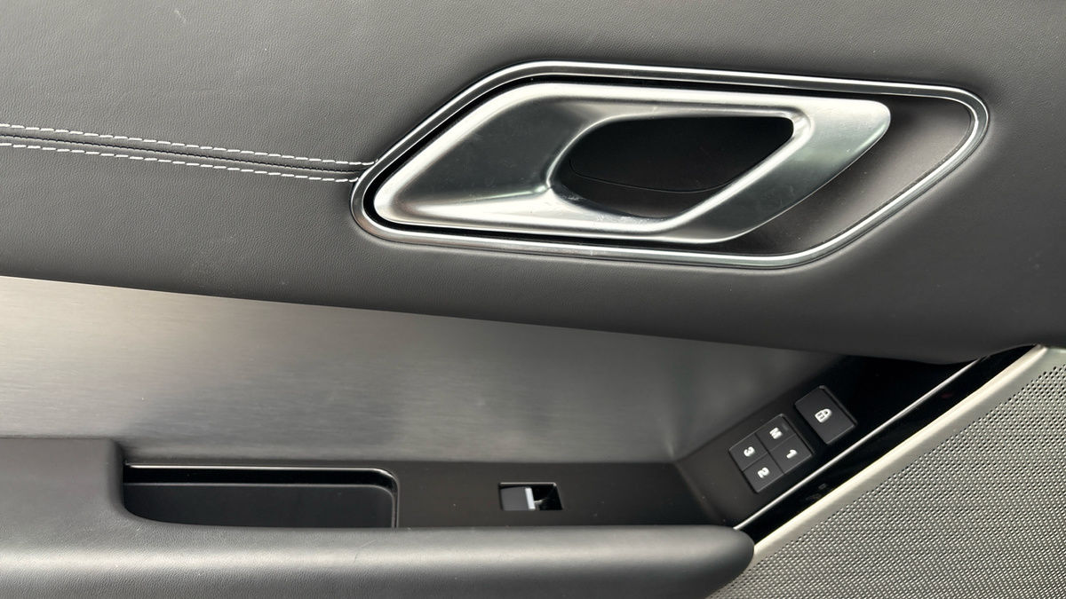 Used Land Rover Range Rover Velar 2022 for sale - 76185920: Photo 19