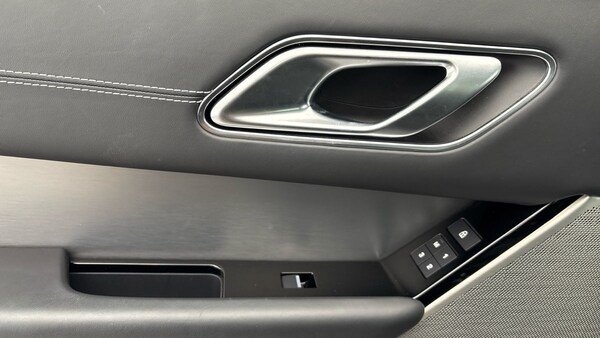 Used Land Rover Range Rover Velar 2022 for sale - 76185920: Photo 19