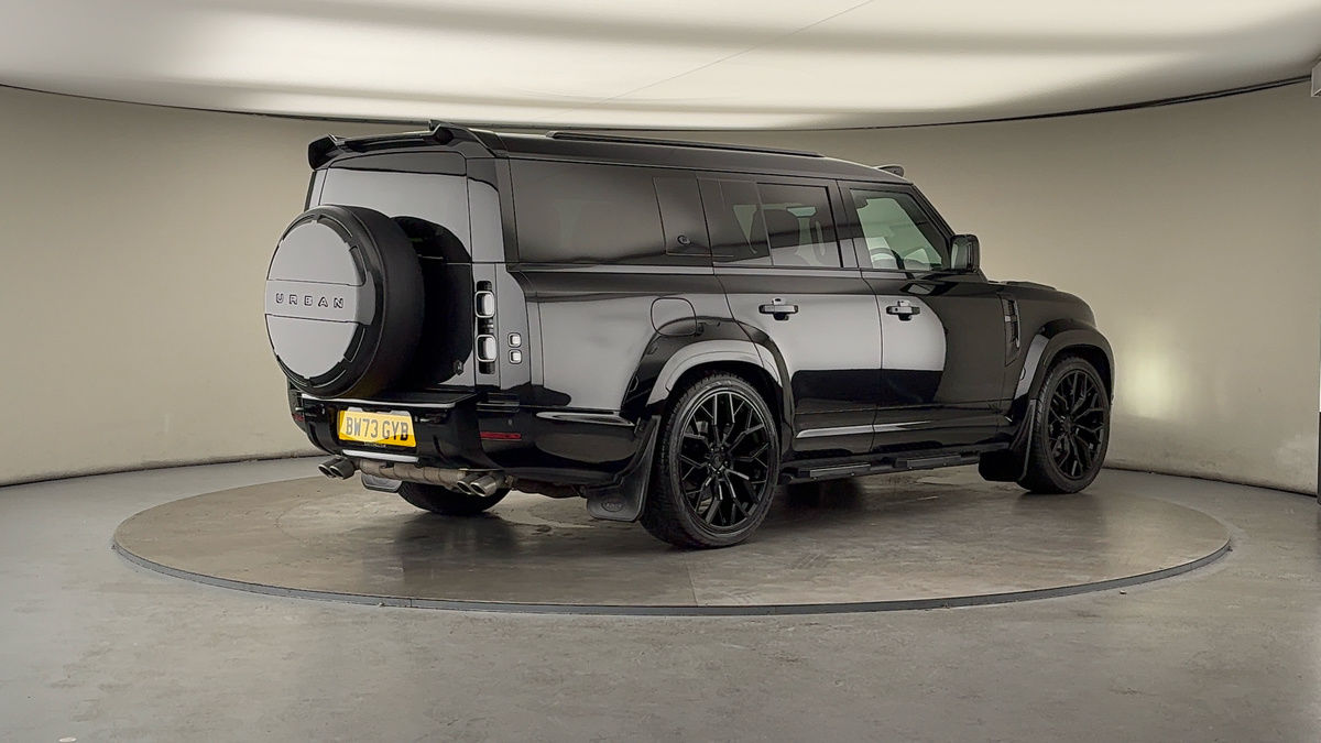 Used Land Rover Defender 130 2023 for sale - 76430644: Photo 21