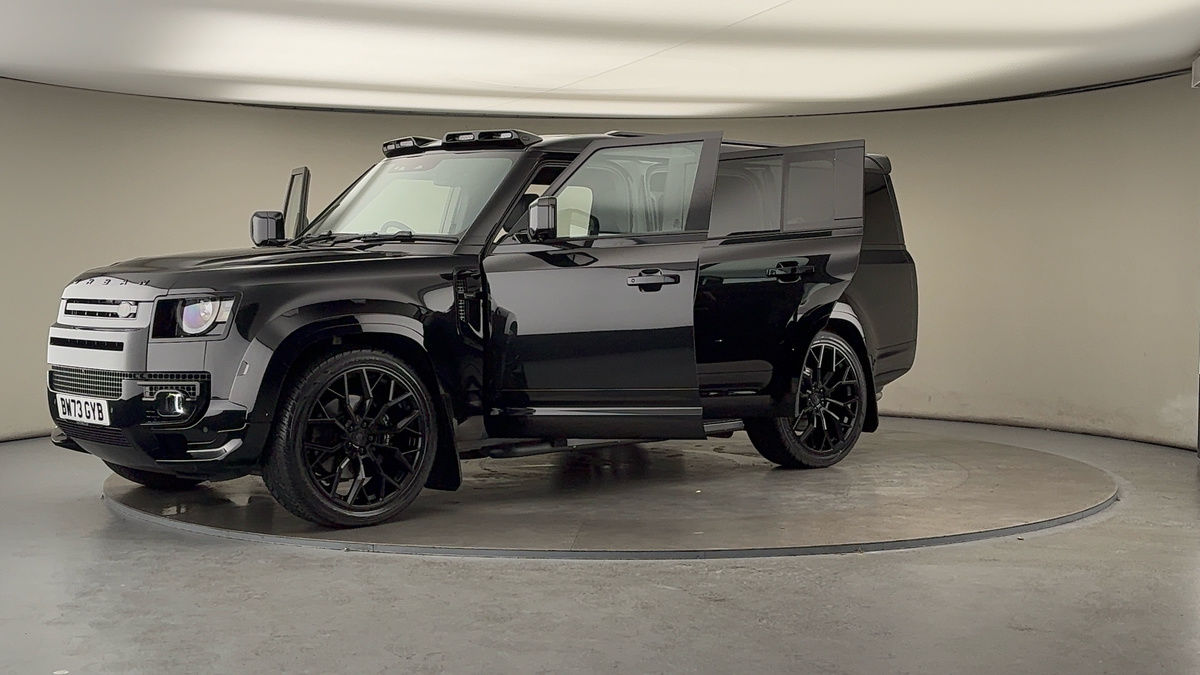 Used Land Rover Defender 130 2023 for sale - 76430644: Photo 22