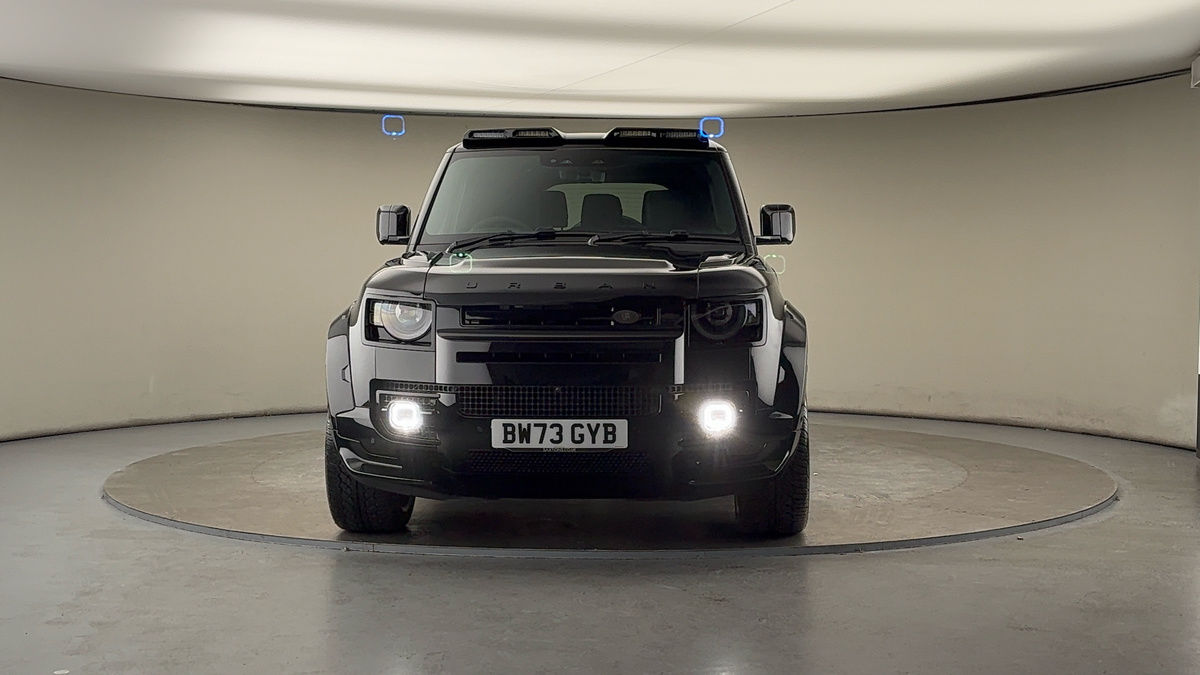 Used Land Rover Defender 130 2023 for sale - 76430644: Photo 3