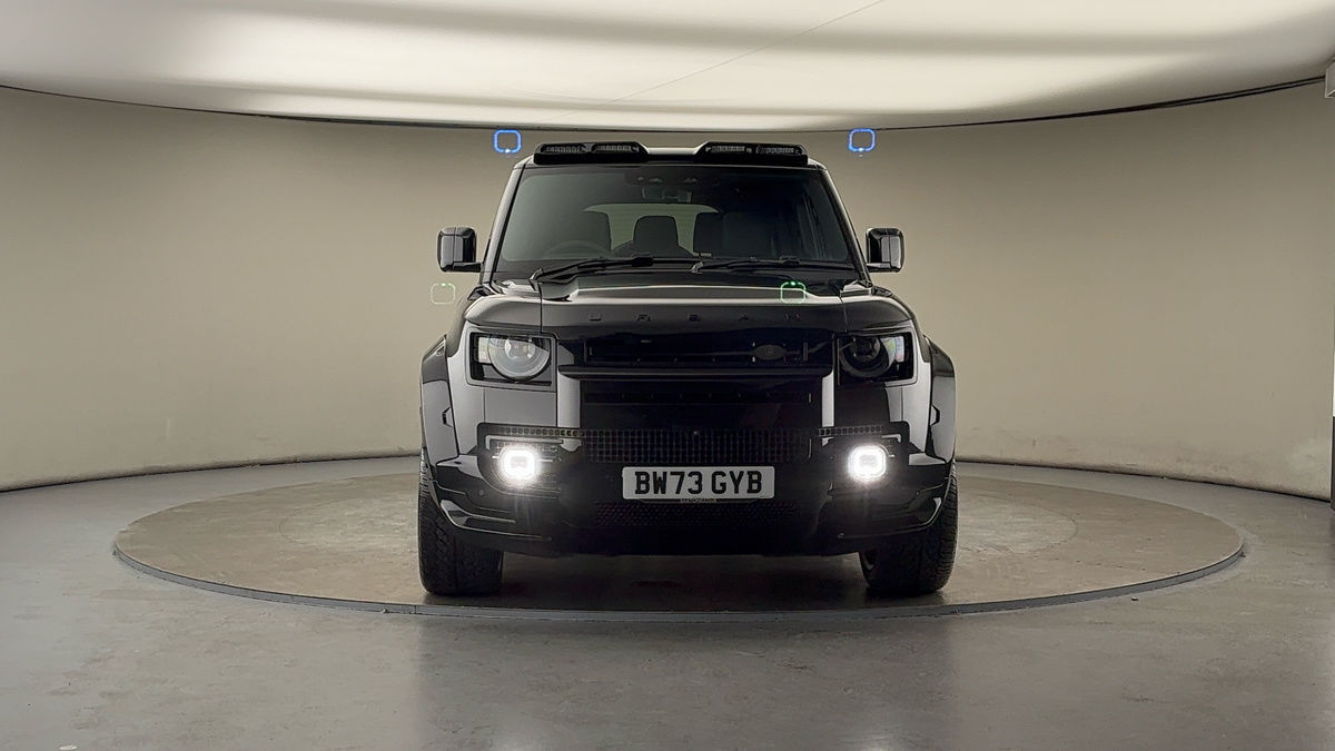 Used Land Rover Defender 130 2023 for sale - 76430644: Photo 39