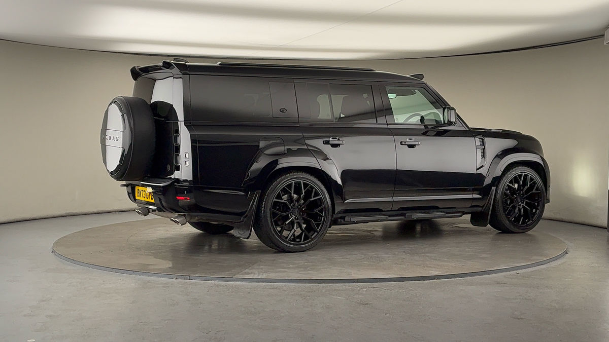 Used Land Rover Defender 130 2023 for sale - 76430644: Photo 45