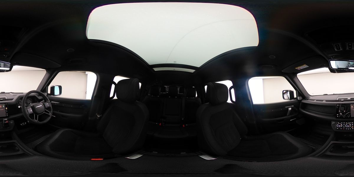 Used Land Rover Defender 130 2023 for sale - 76430644: Photo 51