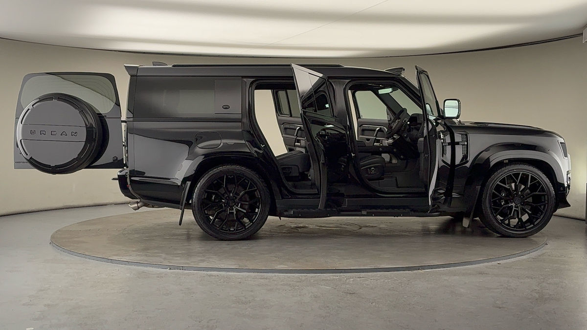 Used Land Rover Defender 130 2023 for sale - 76430644: Photo 63