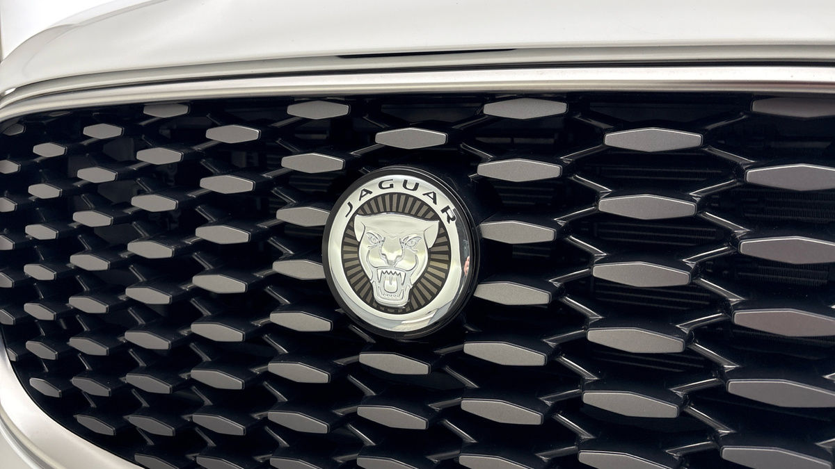 Used Jaguar F-Pace 2024 for sale - 77328892: Photo 24