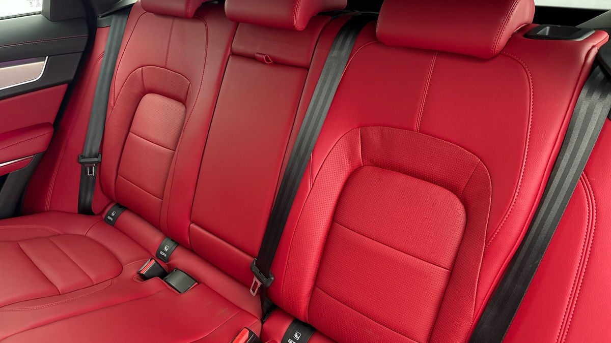 Used Jaguar F-Pace 2024 for sale - 77328892: Photo 8