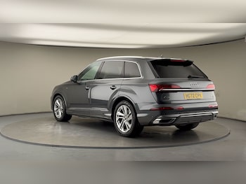 Used Audi Q7 2022 for sale - 77007883: Photo