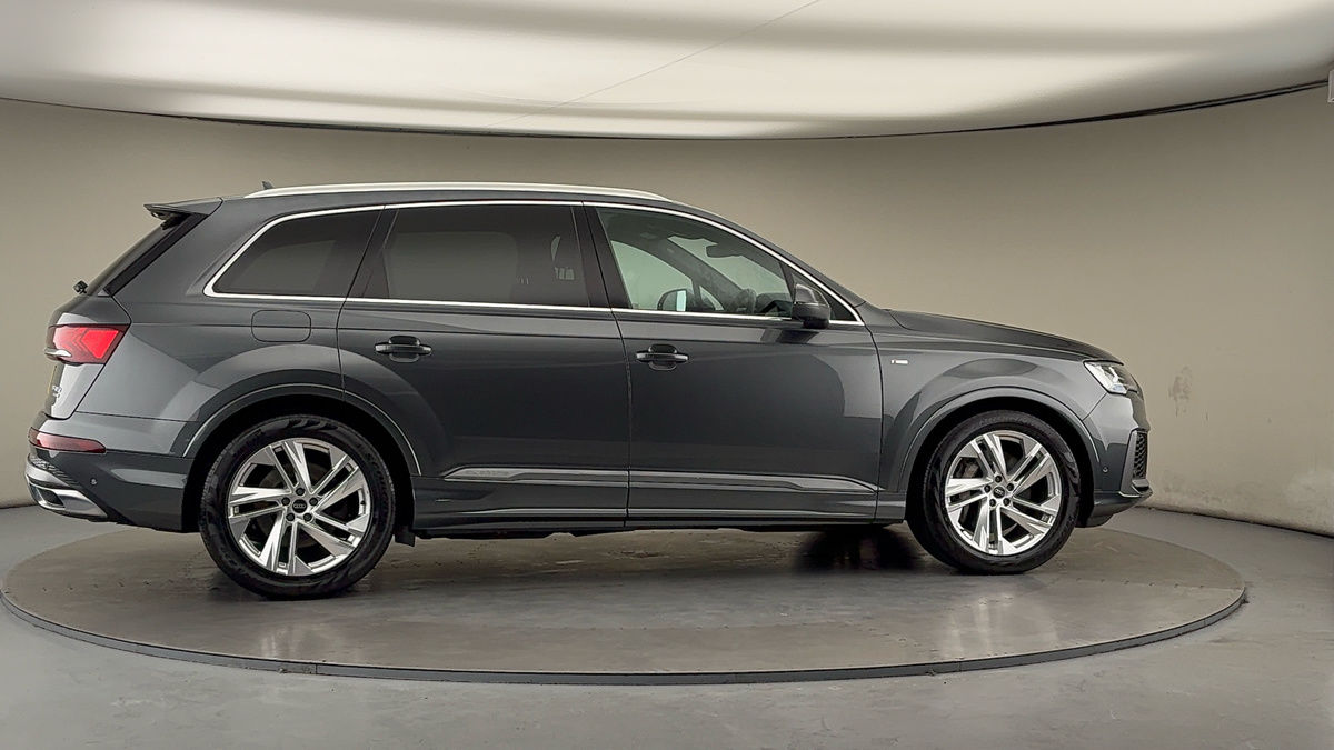 Used Audi Q7 2022 for sale - 77007883: Photo 39