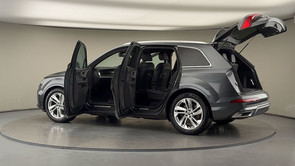 Used Audi Q7 2022 for sale - 77007883: Photo 47