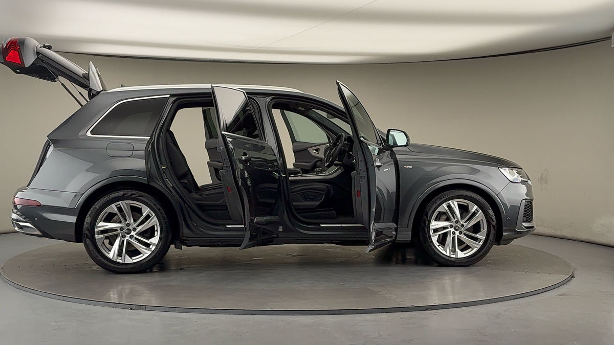 Used Audi Q7 2022 for sale - 77007883: Photo 58