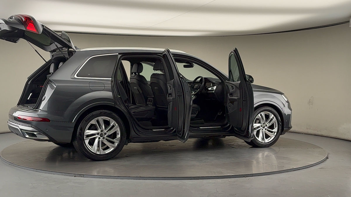 Used Audi Q7 2022 for sale - 77007883: Photo 59