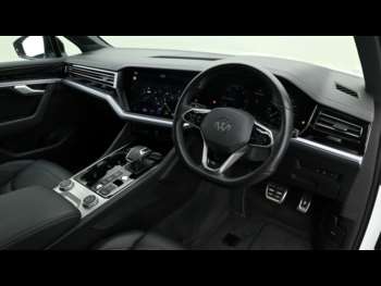 Used Volkswagen Touareg 2023 for sale - 74845634: Photo