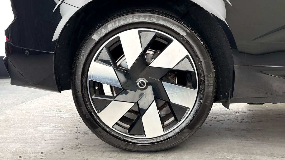 Used Volvo XC60 2024 for sale - 78168192: Photo 10