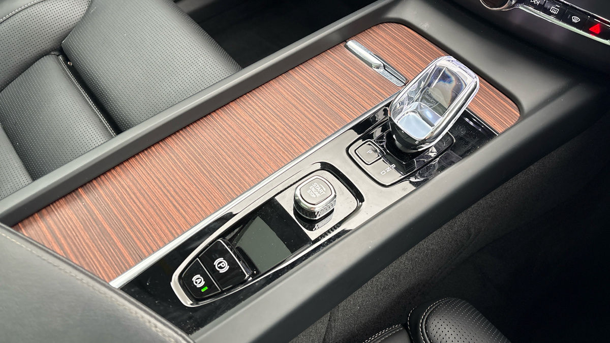 Used Volvo XC60 2024 for sale - 78168192: Photo 18