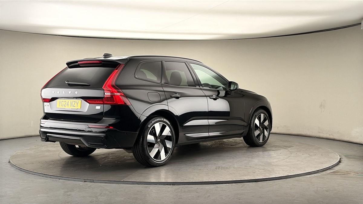 Used Volvo XC60 2024 for sale - 78168192: Photo 21