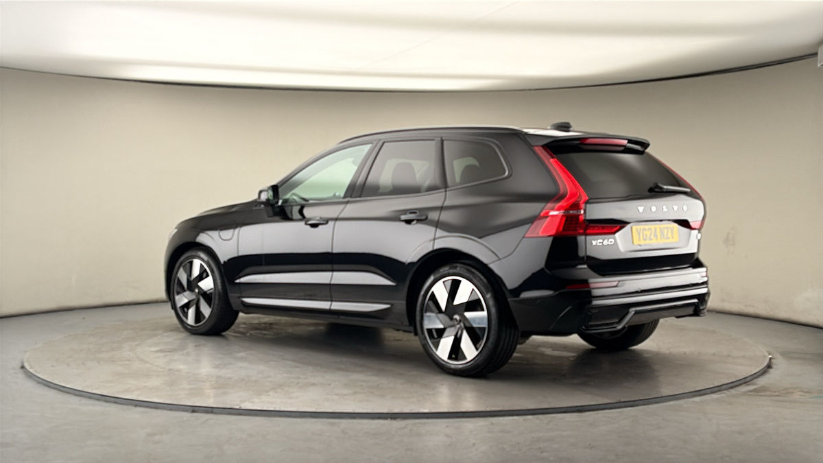 Used Volvo XC60 2024 for sale - 78168192: Photo 27