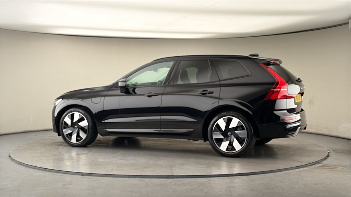 Used Volvo XC60 2024 for sale - 78168192: Photo 28