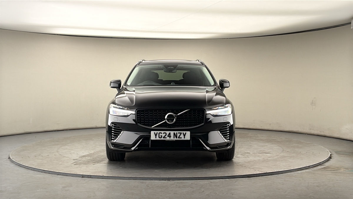 Used Volvo XC60 2024 for sale - 78168192: Photo 3