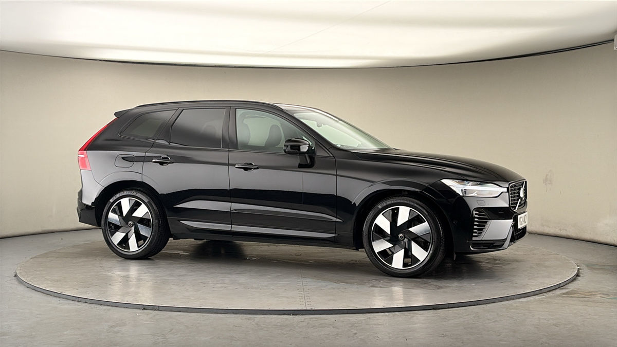 Used Volvo XC60 2024 for sale - 78168192: Photo 37