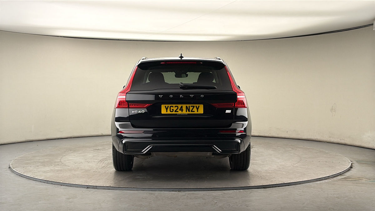 Used Volvo XC60 2024 for sale - 78168192: Photo 4