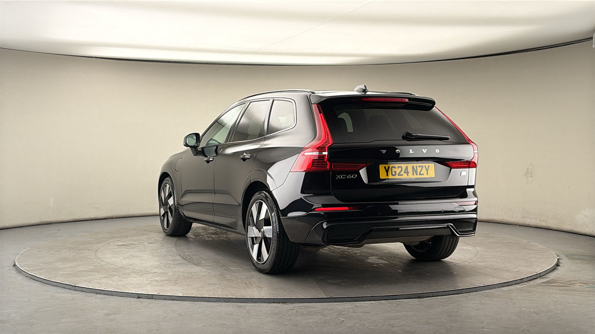 Used Volvo XC60 2024 for sale - 78168192: Photo 44