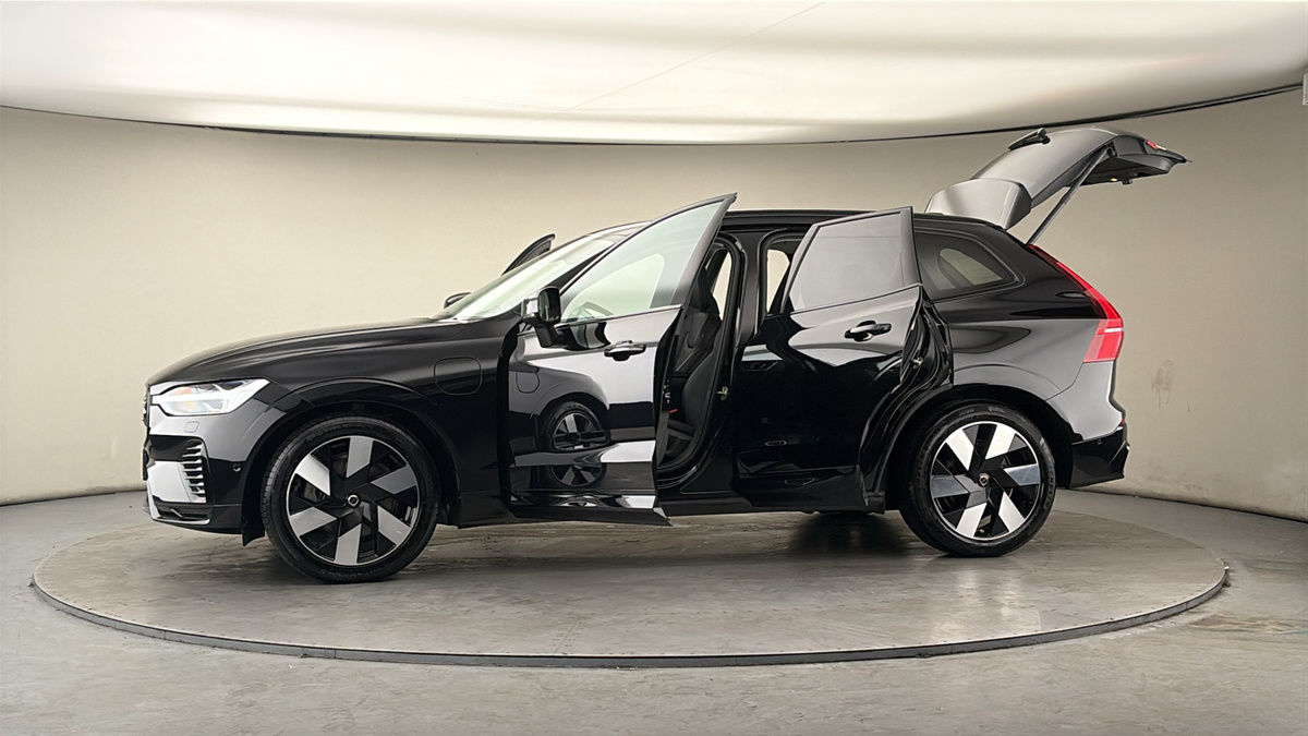 Used Volvo XC60 2024 for sale - 78168192: Photo 49