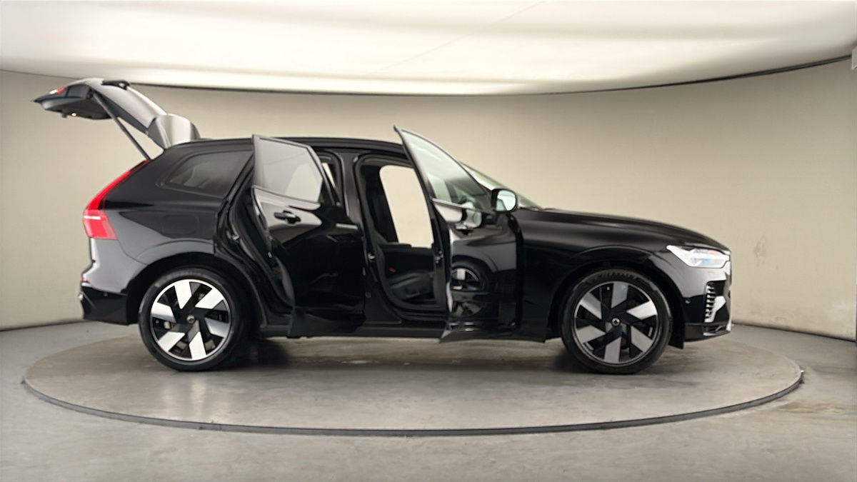 Used Volvo XC60 2024 for sale - 78168192: Photo 57