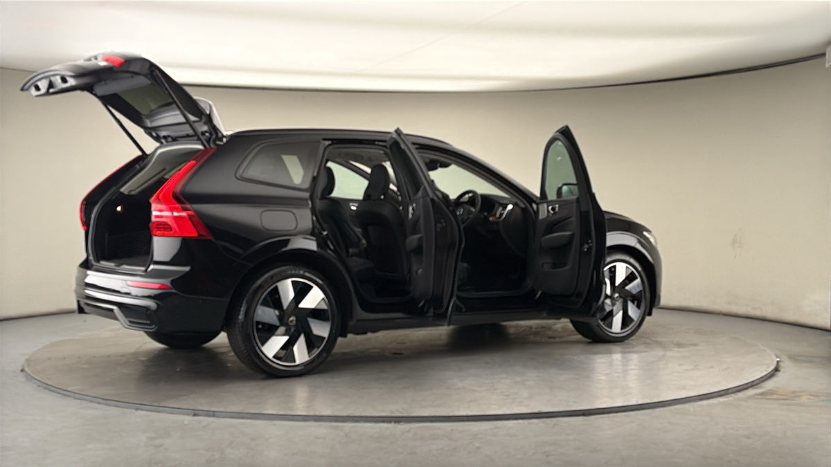 Used Volvo XC60 2024 for sale - 78168192: Photo 59