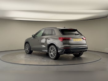 Used Audi Q3 2020 for sale - 76280834: Photo