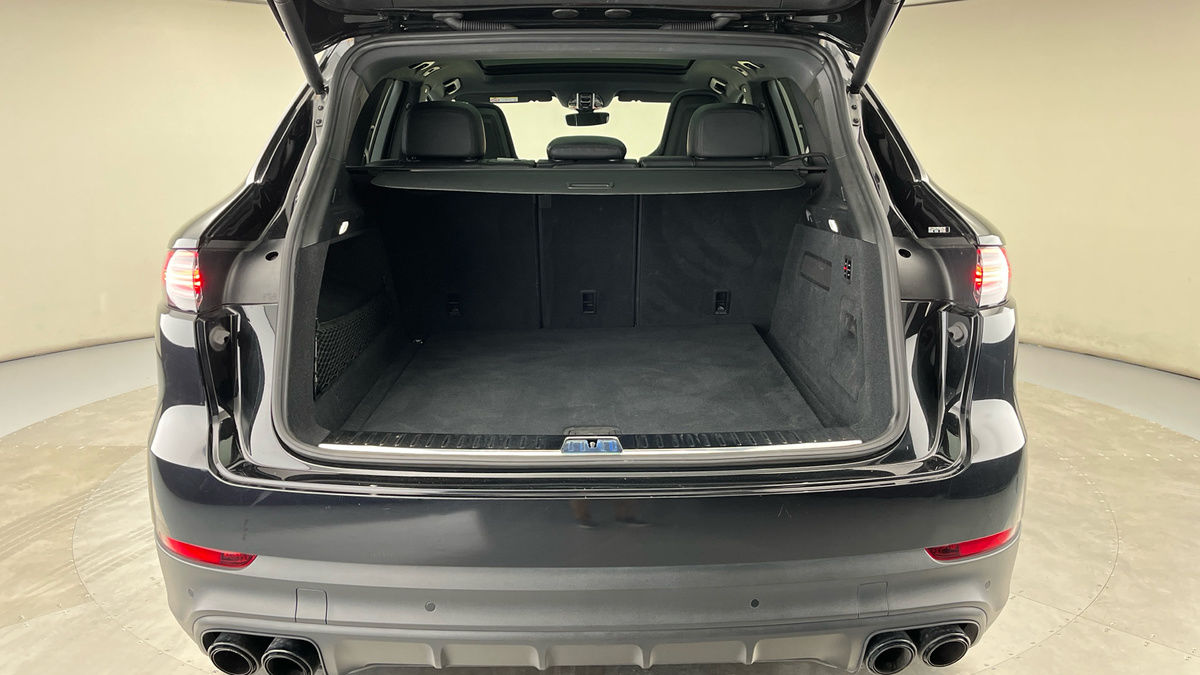 Used Porsche Cayenne 2022 for sale - 75878247: Photo 11