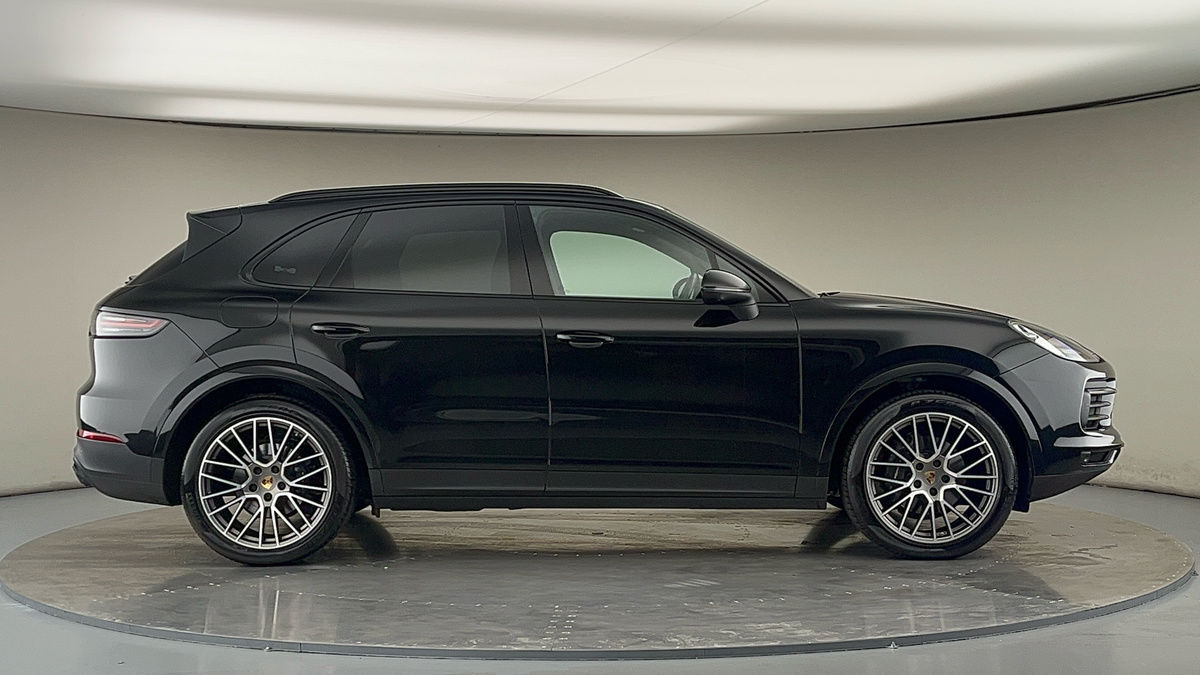 Used Porsche Cayenne 2022 for sale - 75878247: Photo 16