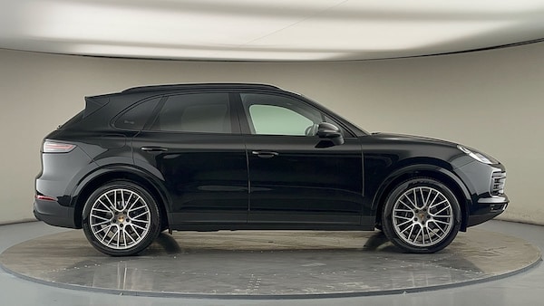 Used Porsche Cayenne 2022 for sale - 75878247: Photo 16