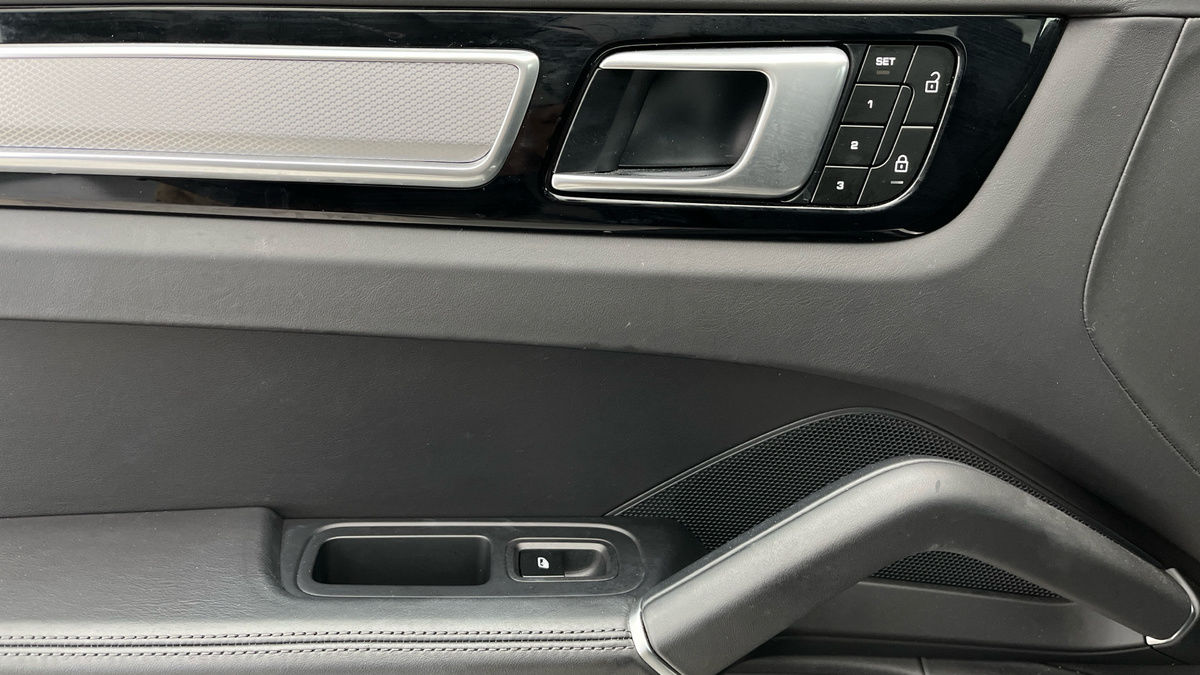 Used Porsche Cayenne 2022 for sale - 75878247: Photo 19