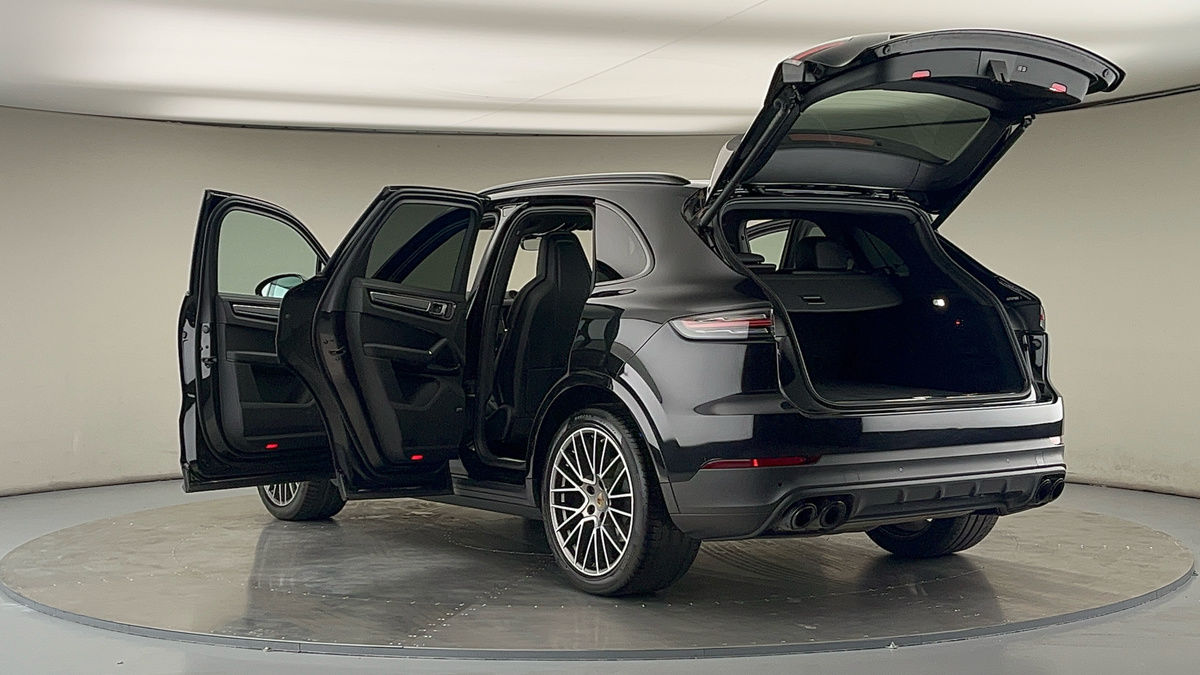 Used Porsche Cayenne 2022 for sale - 75878247: Photo 23