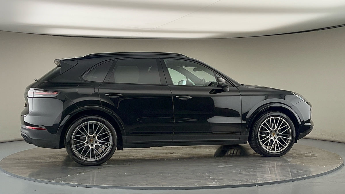 Used Porsche Cayenne 2022 for sale - 75878247: Photo 39