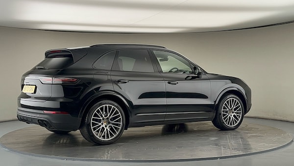 Used Porsche Cayenne 2022 for sale - 75878247: Photo 40