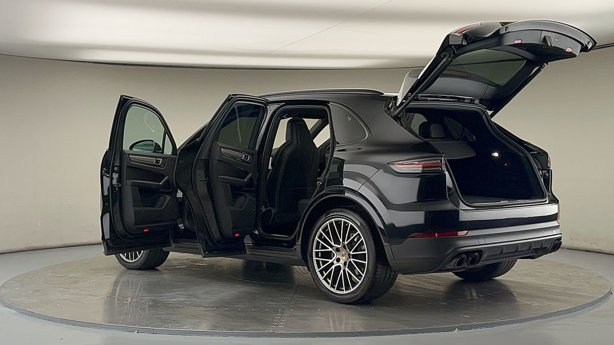 Used Porsche Cayenne 2022 for sale - 75878247: Photo 45