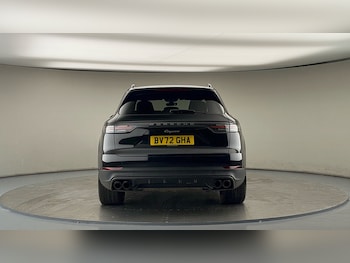 Used Porsche Cayenne 2022 for sale - 75878247: Photo