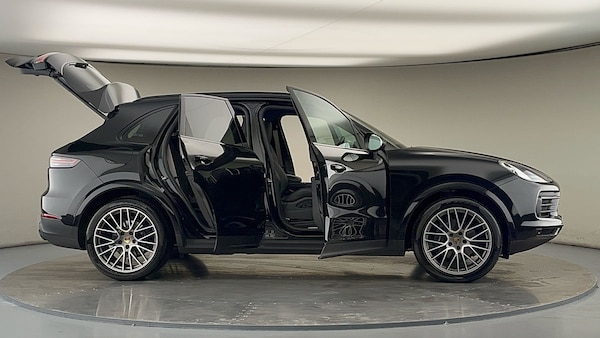 Used Porsche Cayenne 2022 for sale - 75878247: Photo 57
