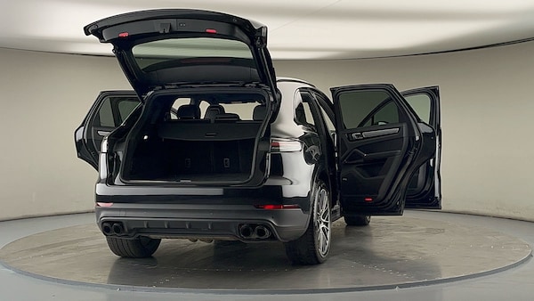 Used Porsche Cayenne 2022 for sale - 75878247: Photo 61