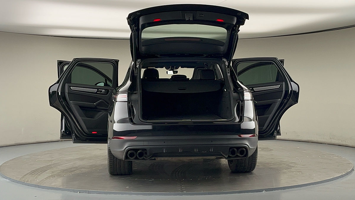 Used Porsche Cayenne 2022 for sale - 75878247: Photo 62