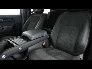 Used Land Rover Defender 90 2021 for sale - 74107128: Photo